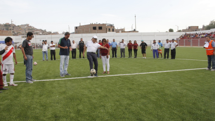 REAPERTURAN MODERNO ESTADIO MUNICIPAL AL SERVICIO DEL DEPORTE PORVENIR