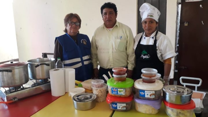 30 CLUBES DE MADRES SE CAPACITAN EN RECETAS NUTRICIONALES DE PESCADO EN EL PORVENIR