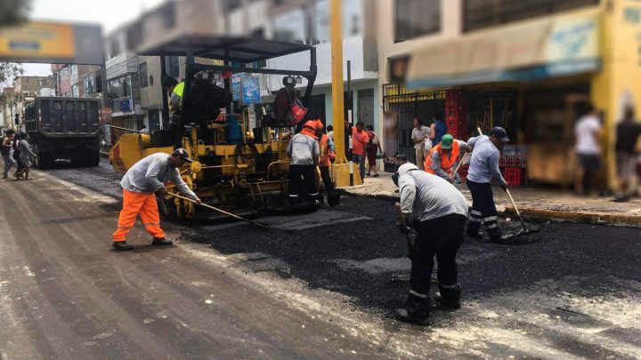 Mantenimiento de la Av. Pumacahua