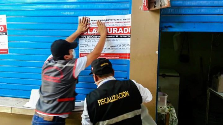CLAUSURAN PUESTO DE MERCADO VICTOR LARCO POR VENTA EN MAL ESTADO DE CONDIMENTOS.