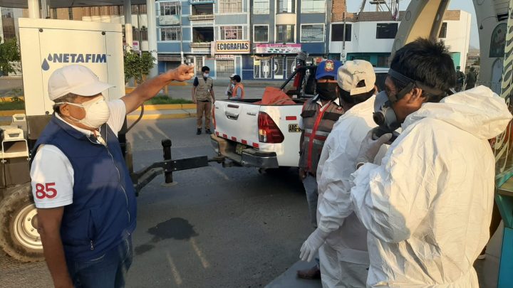 CONTINUAMOS CON LA FUMIGACIÓN Y DESINFECCIÓN EN TODO EL DISTRITO DE EL PORVENIR.