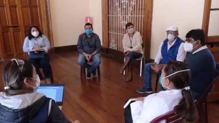Nuestro alcalde Víctor Rebaza viene coordinando acciones intensivas para combatir al Coronavirus en El Porvenir.
