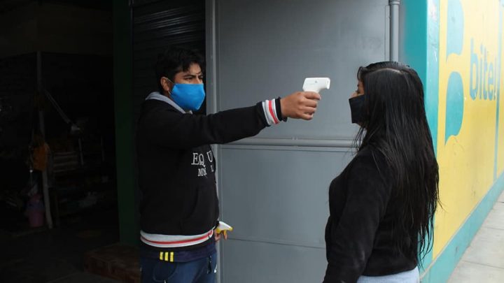 MERCADO VIRGEN DEL CARMEN CUMPLE MEDIDAS SANITARIAS DE LUCHA CONTRA CORONAVIRUS.