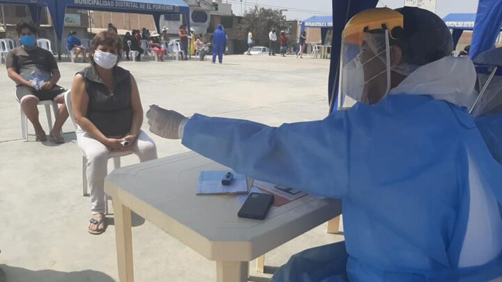 COVI-19 CAMPAÑA MÉDICA: Atendimos a los vecinos de Alto Trujillo.