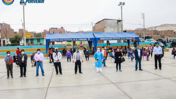 COVI-19 | 200 VECINOS ATENDIDOS EN CAMPAÑA MÉDICA COMUNITARIA REALIZADA EN ALTO TRUJILLO.