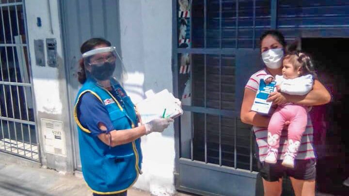 Meta 4 | Ángeles de Hierro continúan con las visitas domiciliarias combatiendo la anemia en los niños.