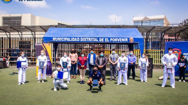 La MDEP hizo el reconocimiento a los Jóvenes del Porvenir por su destacada participación.