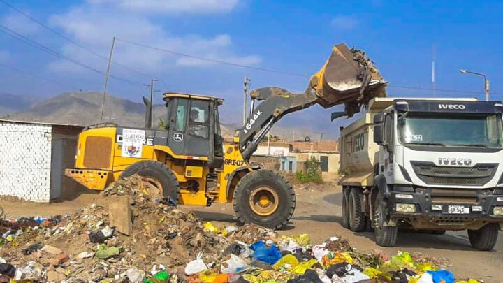 Por un Porvenir más Limpio | Realizan eliminación de residuos solidos en puntos críticos de calles Asencio Vergara y Ollantay de Rio Seco.
