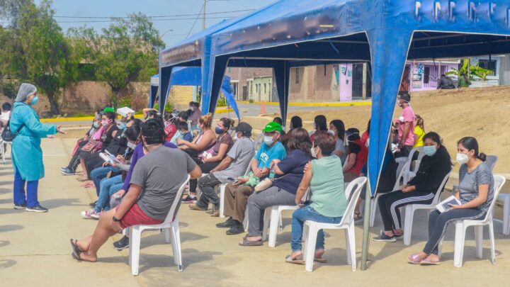 Covi- 19 | Con éxito se realizo la campaña médica comunitaria en la loza deportiva Mz G Los Laureles.