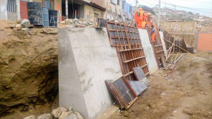 Avanzando con las Obras | Inicio de la construcción del muro de contención en el sector Mirador IV etapa.