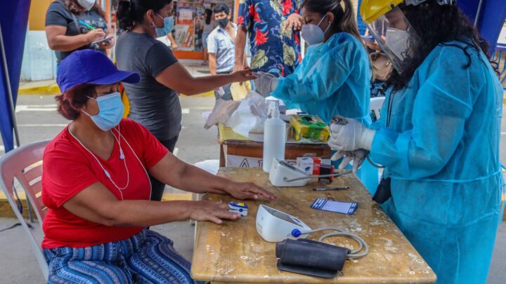 Campaña de Prevención COVI-19 | MÁS DE 60 PERSONAS SON ATENDIDAS EN CAMPAÑA DE DESCARTE DE DIABETES.