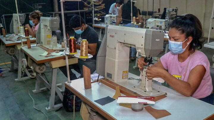 CEFOLIC El Porvenir | Aperturan segundo módulo del curso de Aparado de Calzado.