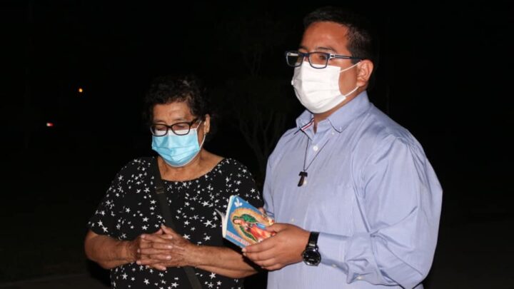 56 Aniversario El Porvenir | Porvenireños elevaron oraciones por fallecidos a causa del COVID-19.