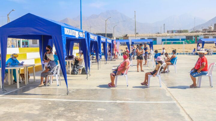 Campaña de Salud Médico en tu Barrio atendió a mas de 100 vecinos en sector Los Libertadores.