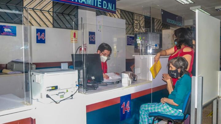 RENIEC El Porvenir | Nuestra MDEP contribuye con la agencia de la RENIEC del Porvenir proporcionándole agentes de seguridad ciudadana para controlar a prevenir el COVI-19.