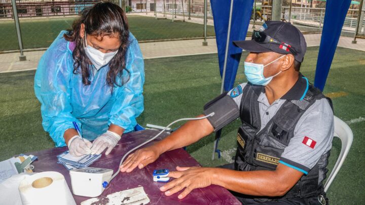 Campaña Integral de Salud COVID-19 |  Más de 50 trabajadores municipales fueron atendidos para revisar y prevenir su estado de salud.