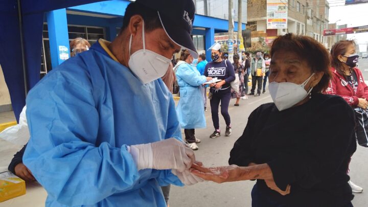 Campaña de Triaje | Continuamos con las campañas de prevención midiendo los niveles de glucosa, presión arterial y saturación.