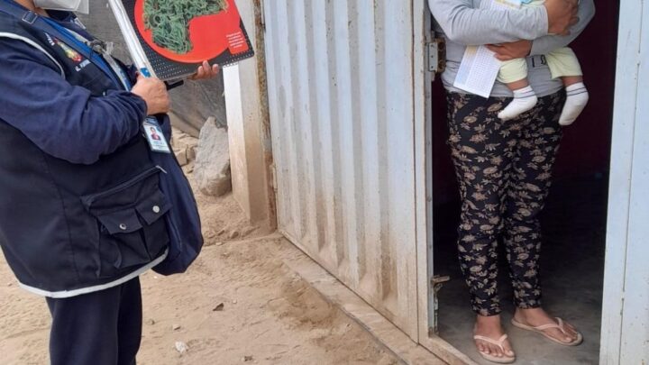 Meta 4 | Nuestros Ángeles de Hierro continúan realizando visitas domiciliarias a los niños del distrito.