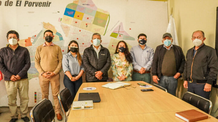 Gestión | Reunión para conformar la Mesa Técnica de Promoción de construcción del Emporio del Calzado en El Porvenir.
