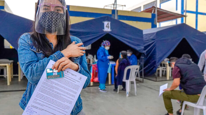 EL PORVENIR PUSO EL HOMBRO Y SE VACUNARON CONTRA LA COVID-19