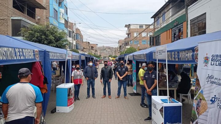 Reactivación económica local| Promoción mediante la exposición y venta de productos que el porvenir produce en pasaje peatonal de Zela.