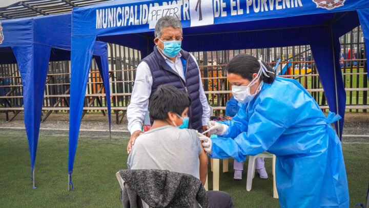 Vacunación contra el COVID-19 | Continuamos realizando la vacunación de 1era, 2da y 3ra dosis en El Porvenir.