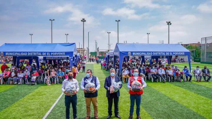 El programa Qali Warma entregó 30 mil kits de alimento para 10 mil personas en estado de vulnerabilidad