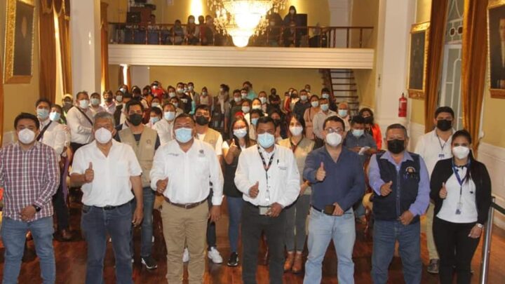 Gestión | Reunión entre alcaldes de MDEP, MPT y dirigentes de diferentes sectores del distrito para proseguir con la titulación de predios.