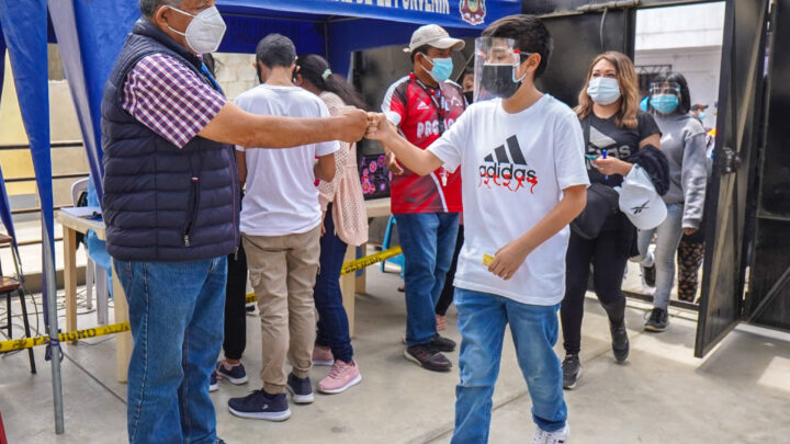 Vacuna contra el COVID-19 | Nuestro Alcalde Víctor Rebaza inspecciono el avance de la vacunación para menor de 12 a 17 años a más.