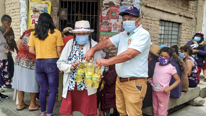 Continuamos con la entrega de bolsas de alimentos Qali Warma a 10 mil familias vulnerables de El Porvenir.