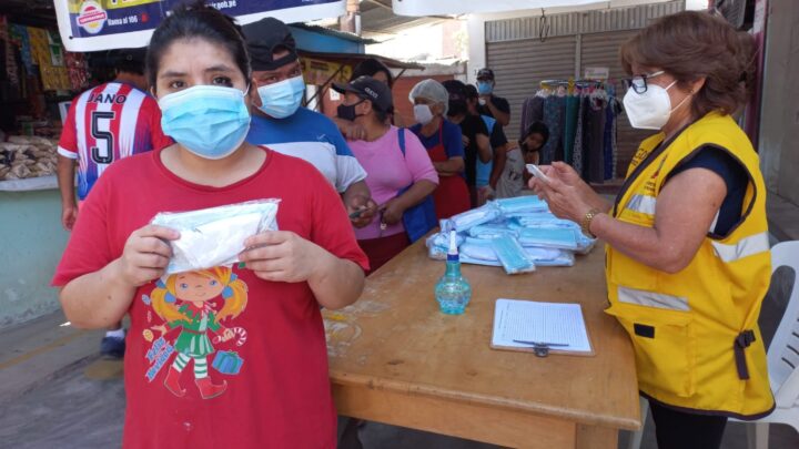 MUNICIPIO DE EL PORVENIR Y MINISTERIO DE SALUD DISTRIBUYEN KITS DE MASCARILLAS EN DOS MERCADOS DEL DISTRITO