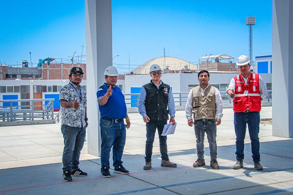 Inspección | Se realizó la visita de la obra en la I.E. del Barrio 6A Alto Trujillo. Inspección | Se realizó la visita de la obra en la I.E. del Barrio 6A Alto Trujillo.