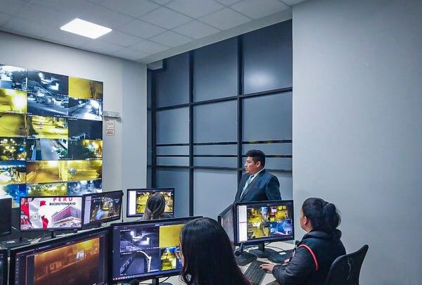 Visita inopinada al personal de seguridad ciudadana y central de monitoreo