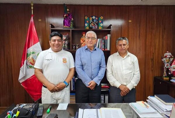 Gestión | Reunión con el congresista de la república Héctor Acuña para abordar la problematica de presupuesto del Alto Trujillo. Gestión | Reunión con el congresista de la república Héctor Acuña para abordar la problematica de presupuesto del Alto Trujillo.